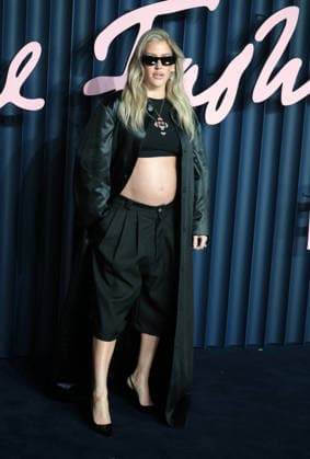 December 1, 2025, London, United Kingdom: Ellie Goulding attends The Fashion Awards 2025 presented by Pandora at the Royal Albert Hall. London United Kingdom - ZUMAs197 20251201_aaa_s197_047 Copyright: xFredxDuvalx