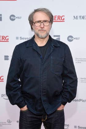 ABBberlin: Bjarne Mädel Maedel Schauspieler auf dem roten Teppich bei der Weltpremiere des Kino Films STROMBERG WIEDER ALLES WIE IMMER im Zoo Palast Berlin am 01.12.2025 Berlin Deutschland