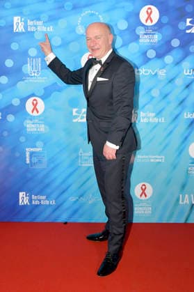 Kai Wegner bei der Künstler gegen Aids Gala 2025 im Stage Theater des Westens. Berlin, 01.12.2025 Foto:xM.xBehrensx xFuturexImagex aidsgala_5230