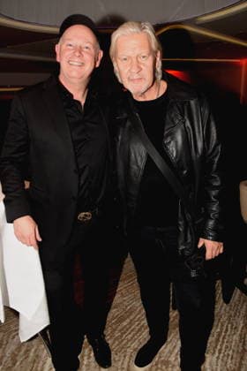 Charlie Glass Pianist Johnny Logan Saenger Muenchen 01.12.2025 Hotel Vierjahreszeiten-Kempinski Buch Vorstellung Fritz Egner Moderator -Mein Leben Zwischen Rhythm und Blues in Muenchen Foto Muenchen