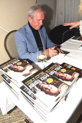 Fritz Egner Moderator Autor Muenchen 01.12.2025 Hotel Vierjahreszeiten-Kempinski Buch Vorstellung von Fritz Egner Moderator -Mein Leben Zwischen Rhythm und Blues in Muenchen Foto Muenchen