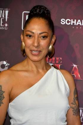 ABBkoeln: No Angels Jessica Wahls zu Gast auf dem roten Teppich bei der Charity Aids Gala im Musical Dome Koeln am 01.12.2025 NRW Deutschland