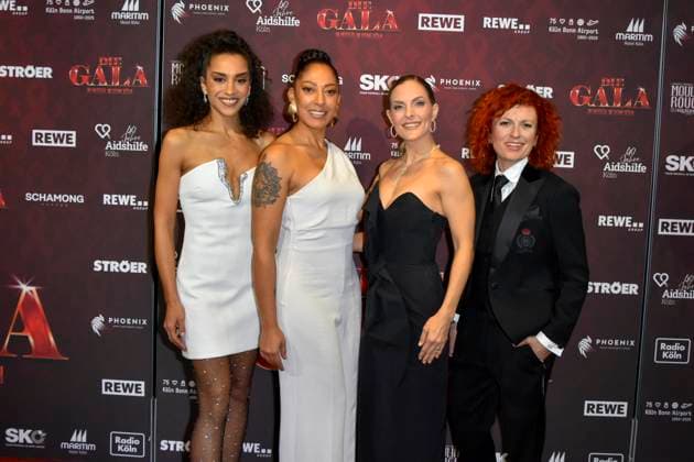 ABBkoeln: No Angels, Nadja Benaissa, Lucy Diakovska, Sandy Mölling Moelling Jessica Wahls zu Gast auf dem roten Teppich bei der Charity Aids Gala im Musical Dome Koeln am 01.12.2025 NRW Deutschland