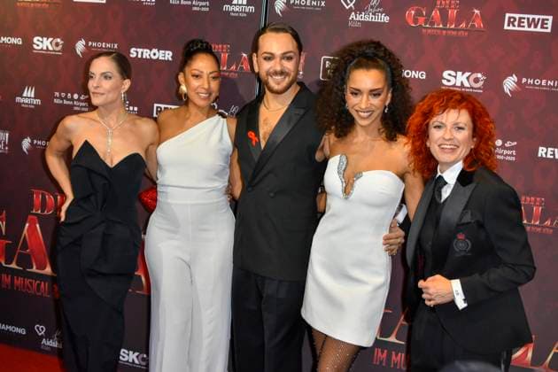 ABBkoeln: No Angels, Nadja Benaissa, Lucy Diakovska, Riccardo Simonetti Sandy Mölling Moelling Jessica Wahls zu Gast auf dem roten Teppich bei der Charity Aids Gala im Musical Dome Koeln am 01.12.2025 NRW Deutschland