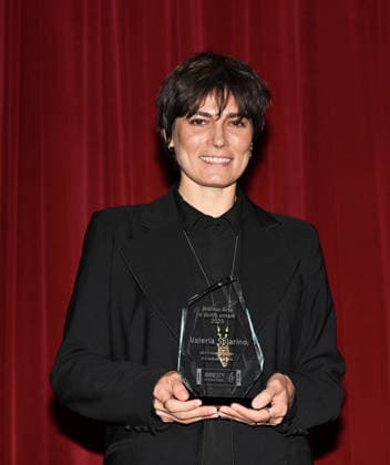 Milan, Italy Valeria Solarino receives the Art and Human Rights Award from AMNESTY INTERNATIONAL ITALY in the presence of high school students and presents her documentary Solidarity is not a crime: the case of Sean Binder In the photo: Valeria Solarino with the Art and Human Rights Award from AMNESTY INTERNATIONAL ITALY  Copyright: xNickxZonnax xipa-agency.netx xNickxZonnax IPA_Agency_IPA68642103