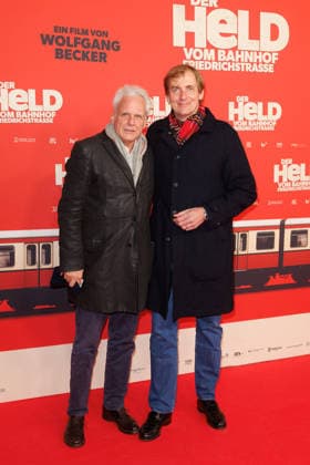 Premiere - Der Held vom Bahnhof Friedrichstrasse - Thomas Kufus und Lars Kraume bei der Kinopremiere von Der Held vom Bahnhof Friedrichstrasse im Delphi-Filmpalast am 02.12.2025 in Berlin. Copyright: xEventpressxKochanx