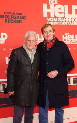 Premiere - Der Held vom Bahnhof Friedrichstrasse - Thomas Kufus und Lars Kraume bei der Kinopremiere von Der Held vom Bahnhof Friedrichstrasse im Delphi-Filmpalast am 02.12.2025 in Berlin. Copyright: xEventpressxKochanx