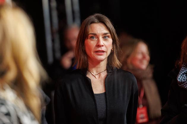 Premiere - Der Held vom Bahnhof Friedrichstrasse - Christiane Paul bei der Kinopremiere von Der Held vom Bahnhof Friedrichstrasse im Delphi-Filmpalast am 02.12.2025 in Berlin. Copyright: xEventpressxKochanx