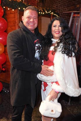 Iris Klein-Katzenberger mit Freund Stefan Braun - KATY™S X-MAS WONDERLAND by Kate Merlan in der Wolkenburg Eventlocation in Köln am 02.12.2025