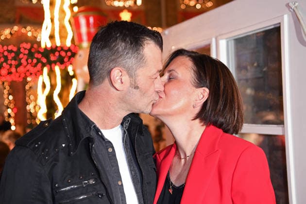 Achim Petry mit Ehefrau Giovanna Cali - KATY™S X-MAS WONDERLAND by Kate Merlan in der Wolkenburg Eventlocation in Köln am 02.12.2025