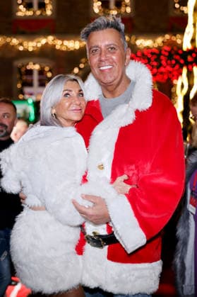 Reality-TV-Star Frank Fussbroich mit Ehefrau Elke Fussbroich bei Katys X-mas Wonderland in der Wolkenburg. Köln, 02.12.2025 NRW Deutschland Copyright: xChristophxHardtx