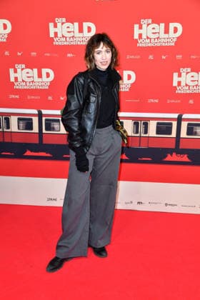 Lia von Blarer bei der Premiere von DER HELD VOM BAHNHOF FRIEDRICHSTRASSE im Delphi Filmpalast in Berlin 02.12.2025