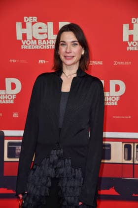 Christiane Paul bei der Premiere von DER HELD VOM BAHNHOF FRIEDRICHSTRASSE im Delphi Filmpalast in Berlin 02.12.2025