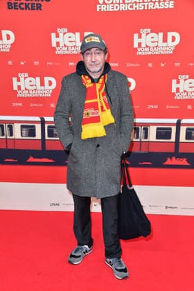 Thorsten Merten bei der Premiere von DER HELD VOM BAHNHOF FRIEDRICHSTRASSE im Delphi Filmpalast in Berlin 02.12.2025