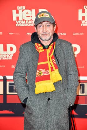 Thorsten Merten bei der Premiere von DER HELD VOM BAHNHOF FRIEDRICHSTRASSE im Delphi Filmpalast in Berlin 02.12.2025