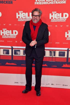 Achim von Borries bei der Premiere von DER HELD VOM BAHNHOF FRIEDRICHSTRASSE im Delphi Filmpalast in Berlin 02.12.2025