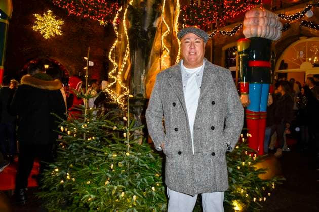 ABBkoeln: Ramon Ademes Schauspieler zu Gast auf Katys X Mas Wonderland Weihnachts Party in der Wolkenburg am 02.12.2025 in Koeln NRW Deutschland