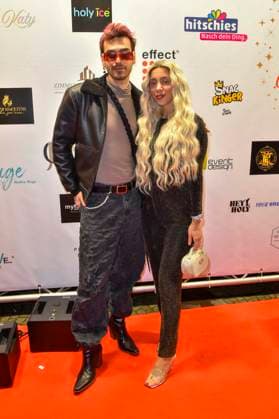 ABBkoeln: Walentina Doronina Reality-TV-Teilnehmerin und Influencerin mit Begleitung Mann zu Gast auf Katys X Mas Wonderland Weihnachts Party in der Wolkenburg am 02.12.2025 in Koeln NRW Deutschland
