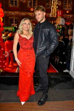 ABBkoeln: Marlisa Rudzio aka Mrs. Marlisa mit William Raab zu Gast auf Katys X Mas Wonderland Weihnachts Party in der Wolkenburg am 02.12.2025 in Koeln NRW Deutschland