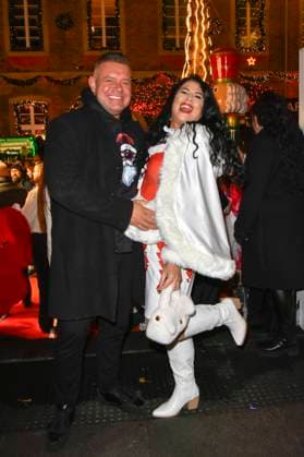 ABBkoeln:Iris Klein-Katzenberger und Stefan Braun Reality-TV-Paar Weihnachhtskleid zu Gast auf Katys X Mas Wonderland Weihnachts Party in der Wolkenburg am 02.12.2025 in Koeln NRW Deutschland