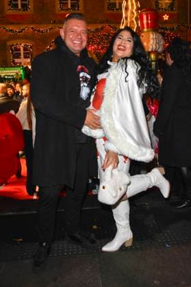 ABBkoeln:Iris Klein-Katzenberger und Stefan Braun Reality-TV-Paar Weihnachhtskleid zu Gast auf Katys X Mas Wonderland Weihnachts Party in der Wolkenburg am 02.12.2025 in Koeln NRW Deutschland