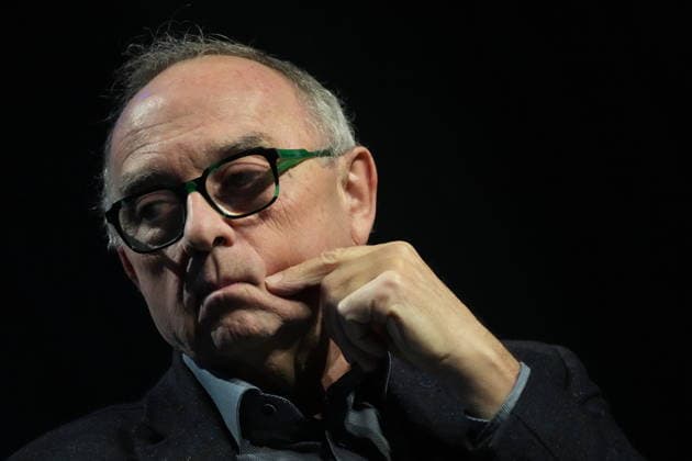 Veranstaltung in der Urania in Berlin GER, Berlin, 20251202, Norbert Walter Borjans, Minister der Finanzen des Landes Nordrhein Westfalen, bei der Buchvorstellung und Diskussion mit Anne Brorhilker, Cum Ex, Milliarden und Moral