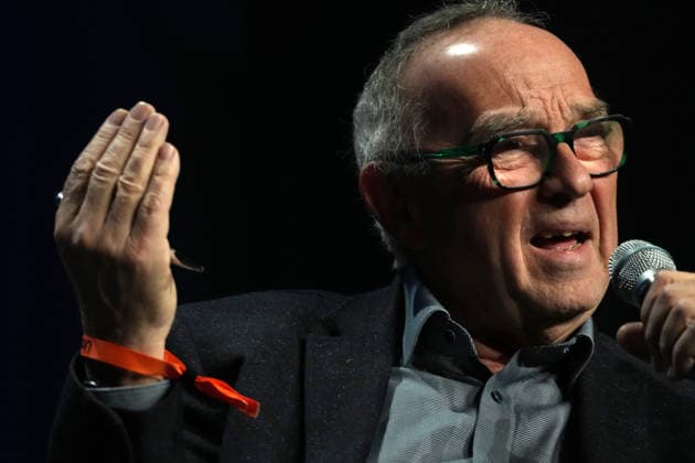Veranstaltung in der Urania in Berlin GER, Berlin, 20251202, Norbert Walter Borjans, Minister der Finanzen des Landes Nordrhein Westfalen, bei der Buchvorstellung und Diskussion mit Anne Brorhilker, Cum Ex, Milliarden und Moral