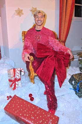 Katy s X-Mas Wonderland 2025 Sam Dylan anläßlich der Reality-Stars Party Katy s X-Mas Wonderland 2025 am 02.12.2025 in der Wolkenburg Köln. 20251202MWI101157