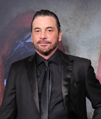 02 December 2025 - Hollywood, California - Skeet Ulrich. Universal Pictures Five Nights At Freddy s 2 Premiere held at The TCL Chinese Theatre Hollywood USA - ZUMAa123 20251202_zaa_a123_080 Copyright: xADx
