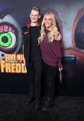 02 December 2025 - Hollywood, California - Evan Joseph Asher, Jenny McCarthy. Universal Pictures Five Nights At Freddy s 2 Premiere held at The TCL Chinese Theatre Hollywood USA - ZUMAa123 20251202_zaa_a123_179 Copyright: xADx