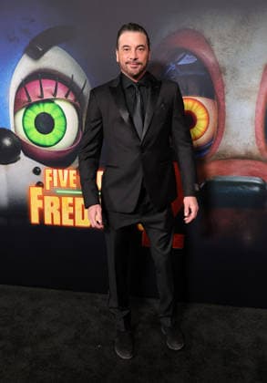 02 December 2025 - Hollywood, California - Skeet Ulrich. Universal Pictures Five Nights At Freddy s 2 Premiere held at The TCL Chinese Theatre Hollywood USA - ZUMAa123 20251202_zaa_a123_230 Copyright: xADx