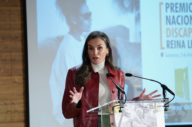 Queen Letizia presents the National Disability Awards Queen Letizia Queen Letizia intervenes during the meeting of the Royal Council of the Royal Board on Disability and presentation of the Queen Letizia National Disability Awards, at CREA Alzheimer, on December 3, 2025, in Salamanca, Castilla Leon Spain The National Disability Awards are granted by the Royal Board on Disability and serve to recognize the work for inclusion and the defense of the rights of people with disabilities Each year they are presented personally by Her Majesty the Queen as honorary president 03 DECEMBER 2025 PATRONATO SOBRE DISCAPACIDAD Manuel Á Salamanca, Castilla Leon Salamanca, Castilla Leon Espana  Copyright: xManuelxÃngelxLayax 7145091