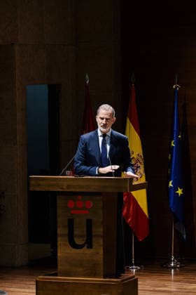The King closes the conference on the role of the Crown in the Spanish democratization process King Felipe VI during the closing ceremony of the conference on the role of the Crown in the Spanish democratization process, at the Rey Juan Carlos University, on December 3, 2025, in Madrid Spain Organized by the Chair of Democratic Memory of the Rey Juan Carlos University, together with the Ministry of Territorial Policy and Democratic Memory, this is an academic meeting that will address the historical evolution and the role of the Crown in the Spanish democracy 03 DECEMBER 2025 Carlos Lujá Espana  Copyright: xCarlosxLujanx 7145207