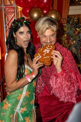 Katys X-mas Wonderland 2025 Sam Dylan und Micaela Schäfer bei Katys X-mas Wonderland Event von Kate Merlan in der Wolkenburg Koeln am 02.12.2025. Koeln Wolkenburg Nordrhein-Westfalen