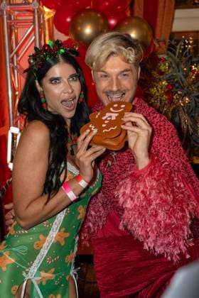 Katys X-mas Wonderland 2025 Sam Dylan und Micaela Schäfer bei Katys X-mas Wonderland Event von Kate Merlan in der Wolkenburg Koeln am 02.12.2025. Koeln Wolkenburg Nordrhein-Westfalen