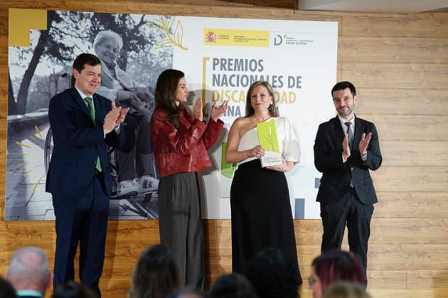 Queen Letizia presents the Queen Letizia National Disability Awards The President of the Junta de Castilla y León, Alfonso Fernández Manueco i , Queen Letizia 2i , the Minister of Social Rights, Consumption and Agenda 2030, Pablo Bustinduy d , during the meeting of the Royal Council of the Board on Disability and presentation of the Queen Letizia National Disability Awards, at CREA Alzheimer, on December 3, 2025, in Salamanca, Castilla Leon Spain The National Disability Awards are granted by the Royal Board on Disability and serve to recognize the work for inclusion and the defense of the rights of people with disabilities Each year they are presented personally by Her Majesty the Queen as honorary president 03 DECEMBER 2025 PATRONATO SOBR  Copyright: xManuelxÃngelxLayax 7145474
