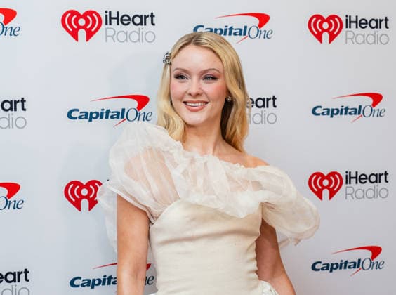 iHeartRadio 106.1 KISS FM s Jingle Ball - Arrivals Zara Larsson attends iHeartRadio 106.1 KISS FM s Jingle Ball 2025 Presented by Capital One at Dickies Arena on December 02, 2025 in Fort Worth, Texas. Forth Worth Dickies Arena Texas USA Copyright: xDarahxHubbard imageSPACEx