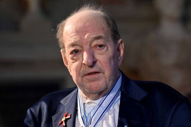Ralph SIEGEL (Komponist) Einzelbild,angeschnittenes Einzelmotiv,Portraet,Portrait,Porträt. Verleihung Bayerischer Maximiliansorden am 03.12.2025 im Antiquariat der Residenz in Muenchen. *** Ralph SIEGEL composer single picture,cropped single motif,portrait,portrait,portrait award Bavarian Maximilian Order on 03 12 2025 in the Antiquariat of the Residence in Munich