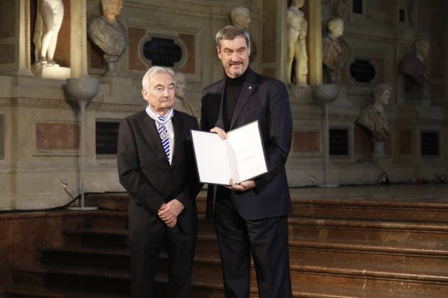 Georg Ertl bei der Auszeichnung mit dem Bayerischen Maximiliansorden durch Ministerpräsident Dr. Markus Söder im Antiquarium der Münchner Residenz. München, 03.12.2025 Copyright: xMatthiasxWehnertx