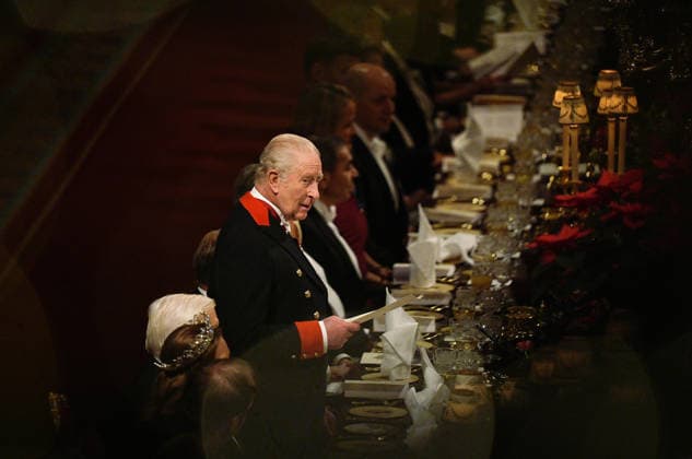. 03 12 2025. Windsor, United Kingdom. King Charles III ,Queen Camilla, Prince William and Kate Middleton, the Prince and Princess of Wales, with the President of Germany Frank-Walter Steinmeier and his wife Elke Buedenbender at a state banquet at Windsor Castle on the first day of their State Visit to the United Kingdom.  xPicturexbyxxi-Imagesx xPoolx IIM-26430-0176