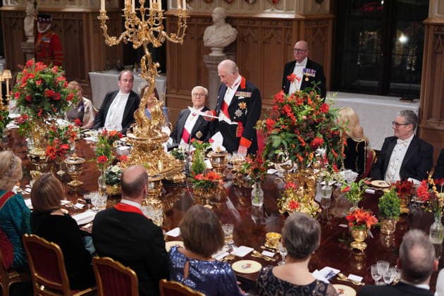 Frank-Walter Steinmeier s state visit to the UK King Charles III speaking, with German President Frank-Walter Steinmeier (centre left), during the state banquet for the German President and his wife Elke Budenbender, at Windsor Castle, Berkshire, on day one of their state visit to the UK. Picture date: Wednesday December 3, 2025., Credit:Yui Mok Avalon UK, Windsor  Copyright: xYuixMokx xAvalonx 1056321967