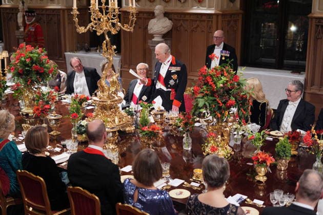 Frank-Walter Steinmeier s state visit to the UK King Charles III speaking, with German President Frank-Walter Steinmeier (centre left), during the state banquet for the German President and his wife Elke Budenbender, at Windsor Castle, Berkshire, on day one of their state visit to the UK. Picture date: Wednesday December 3, 2025., Credit:Yui Mok Avalon UK, Windsor  Copyright: xYuixMokx xAvalonx 1056322008