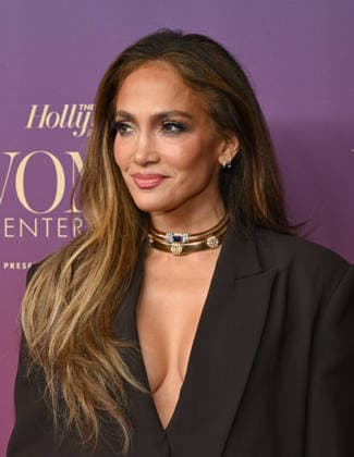 The Hollywood Reporter™s Annual Women In Entertainment Gala Jennifer Lopez arriving to The Hollywood Reporter™s Annual Women In Entertainment Gala at the Beverly Hills Hotel on December 3, 2025 in Beverly Hills, Ca. Beverly Hills Beverly Hills Hotel California USA Copyright: xLisaxOConnor xAFF-USA.COMx