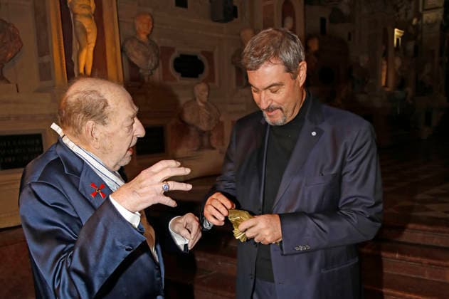 Ralph Siegel und Markus Söder bei der Auszeichnung mit dem Bayerischen Maximiliansorden durch den Ministerpräsidenten des Freistaates Bayern im Antiquarium der Münchner Residenz. München, 03.12.2025