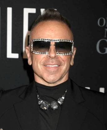 December 3, 2025, New York, New York, USA: Nightlife icon LEGENDARY DAMON born DAMON PERUZZI seen during the red carpet arrivals for the 2025 Alvin Ailey American Dance TheaterÃ¢â‚¬â ¢s Opening Night Gala held New York CIty Center. New York USA - ZUMAk03_ 20251203_zaf_k03_073 Copyright: xNancyxKaszermanx