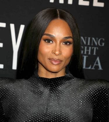 December 3, 2025, New York, New York, USA: Singer CIARA seen during the red carpet arrivals for the 2025 Alvin Ailey American Dance TheaterÃ¢â‚¬â ¢s Opening Night Gala held New York CIty Center. New York USA - ZUMAk03_ 20251203_zaf_k03_086 Copyright: xNancyxKaszermanx