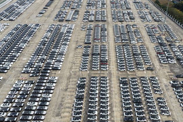Volkswagen Pure EV Export A large number of Volkswagen pure electric vehicles are arranged in an orderly manner waiting to be shipped overseas in Longtan Port Area, Nanjing, Jiangsu Province, China on December 4, 2025. Nanjing Jiangsu China  Copyright: xCFOTOx i1764862839654
