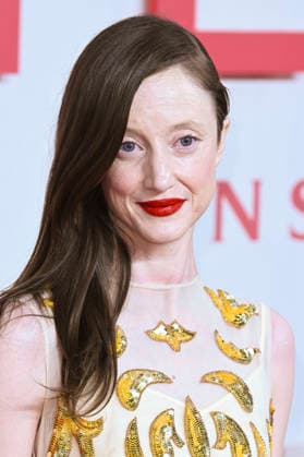 Andrea Riseborough bei der Weltpremiere des Kinofilms Goodbye June im Curzon Mayfair. London, 03.12.2025