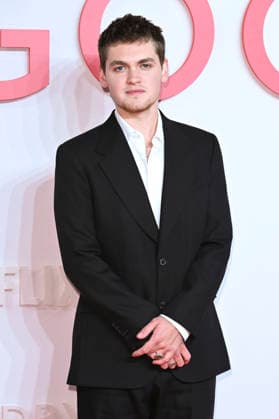 Joe Anders bei der Weltpremiere des Kinofilms Goodbye June im Curzon Mayfair. London, 03.12.2025