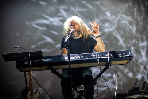 Mew live in Oslo, Norway Oslo, Norway. 03rd, December 2025. The Danish band Mew performs a live concert at Sentrum Scene in Oslo. Here musician Nick Watts is seen live on stage. Norway, Oslo, Sentrum Scene  Copyright: xGonzalesxPhoto TerjexDokkenx